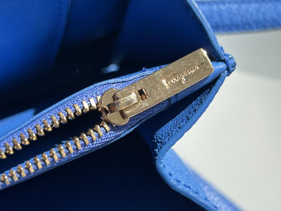 Практично нова сумка Salvatore Ferragamo. Люкс бренд. Оригінал.