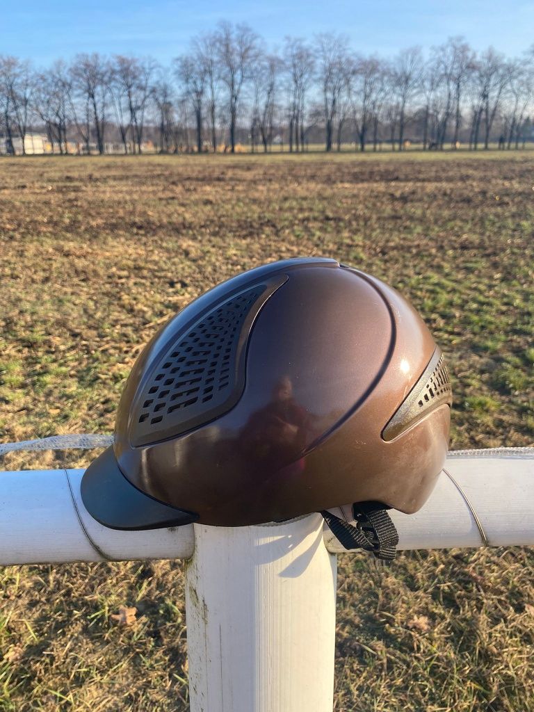 Kask jeździecki UVEX 57-59cm