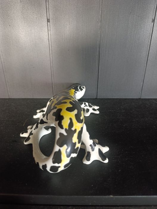 Figurka Salamandry – Zakłady Porcelany Stołowej „Wałbrzych”nie Ćmielów
