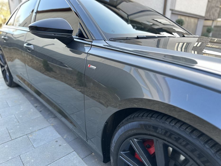 Audi a6 С8 - 367 л.с гібрид quattro