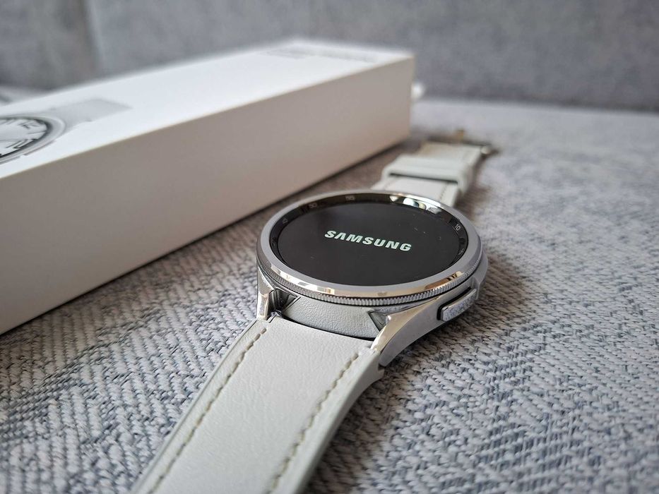 Praktycznie nowy Samsung Galaxy watch 6 Classic 47mm wersja z LTE.