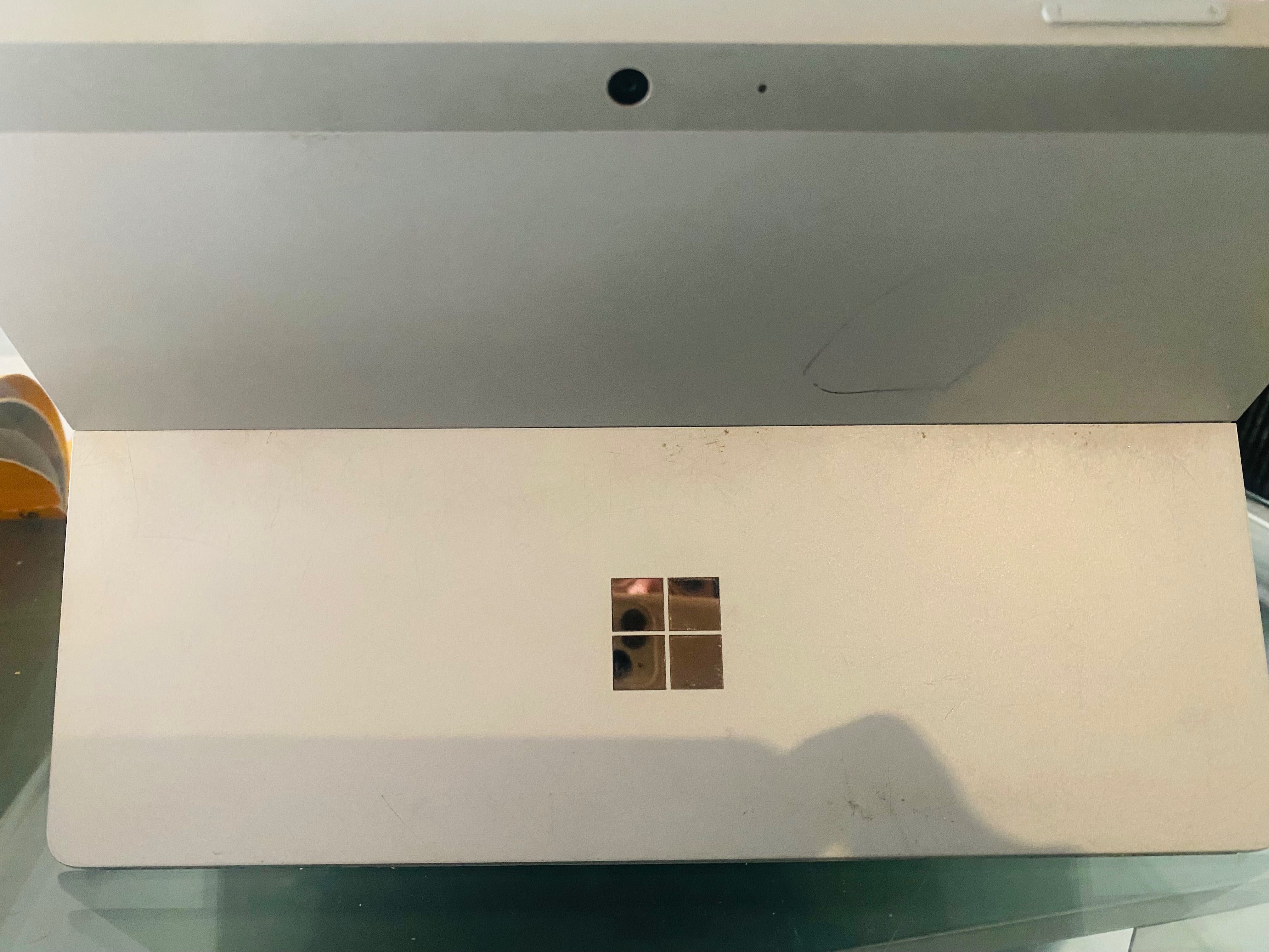 Surface Microsoft