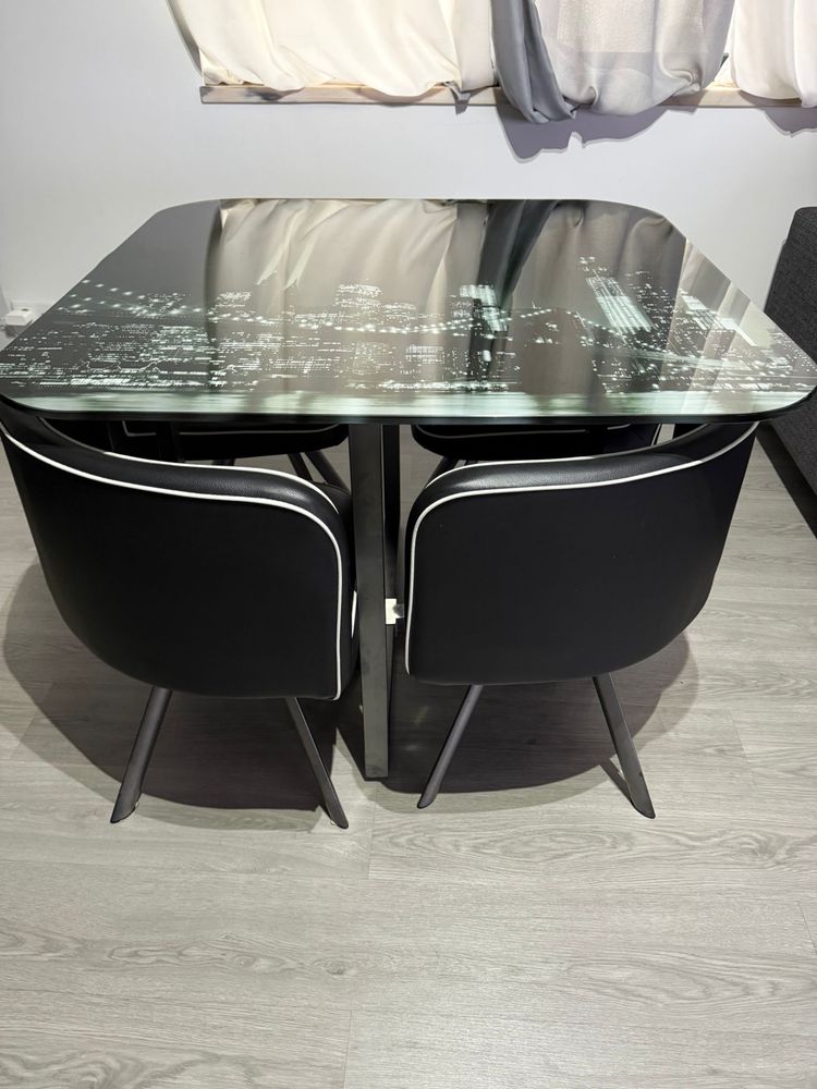 Mesa jantar com cadeiras