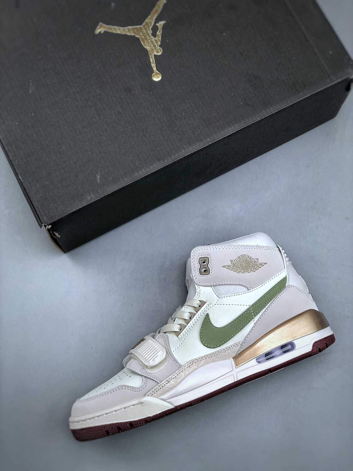 Air Jordan Legacy 312 'Light Khaki'