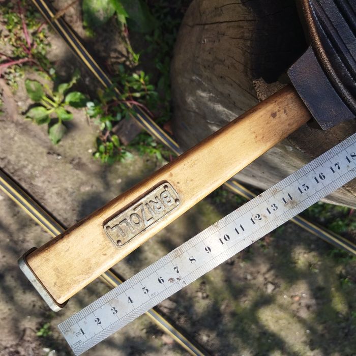 прочие товары для дома  чугунная сковорода