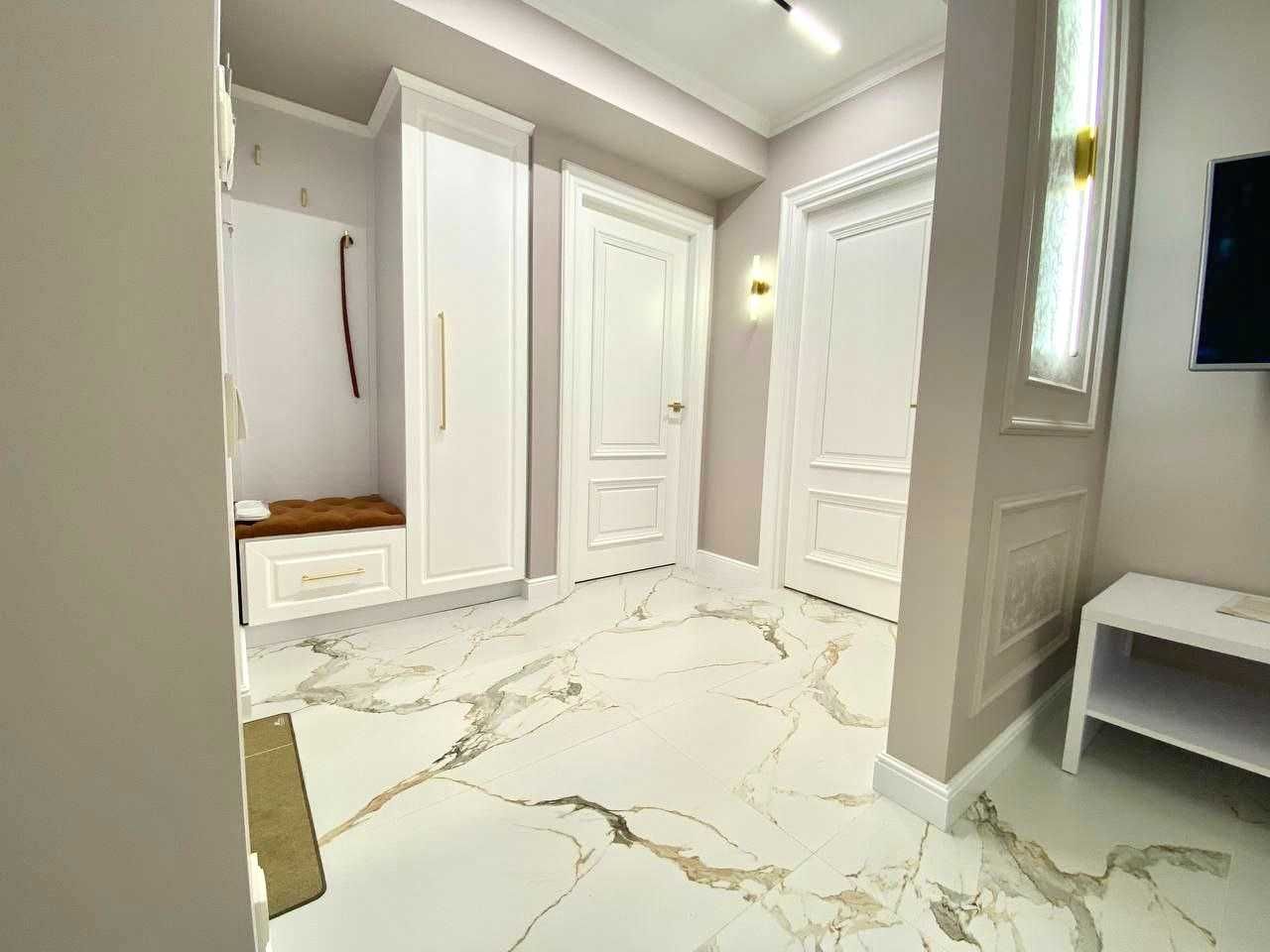 ApartPoltava Розкішна студія на Соборності, ТОП апартаменти. Банк. чек