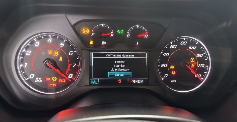 Chevrolet Camaro Corvette lampy tyl polski fale kluczyki kodowanie