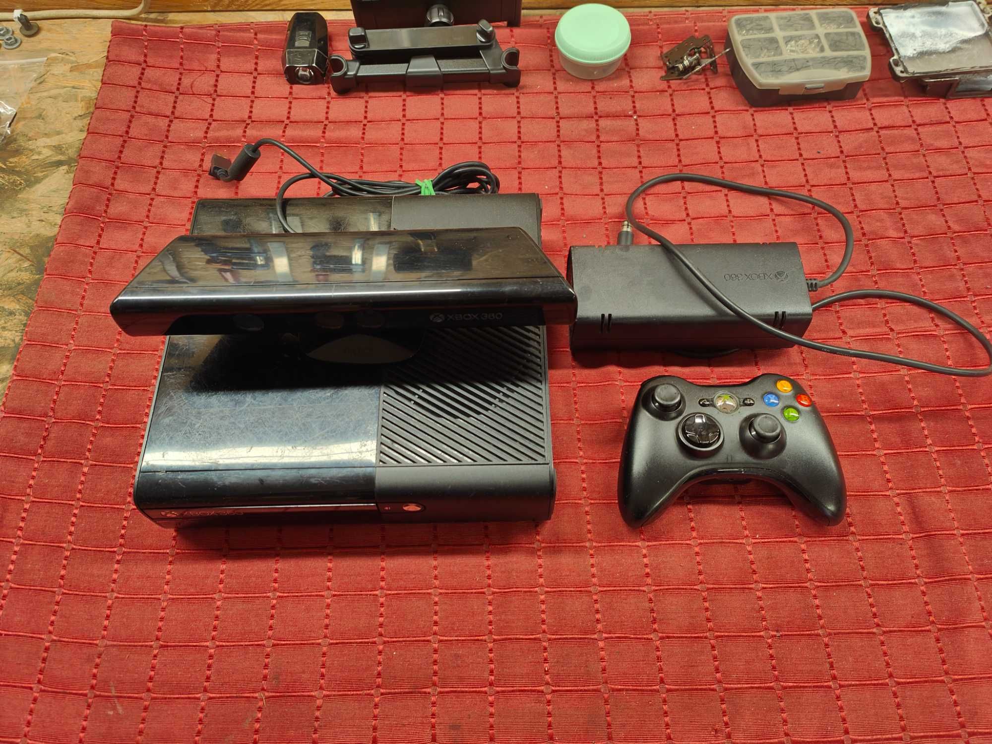 Xbox 360 + Kinect