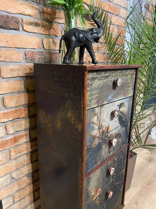 Komoda po całkowitej stylizacje