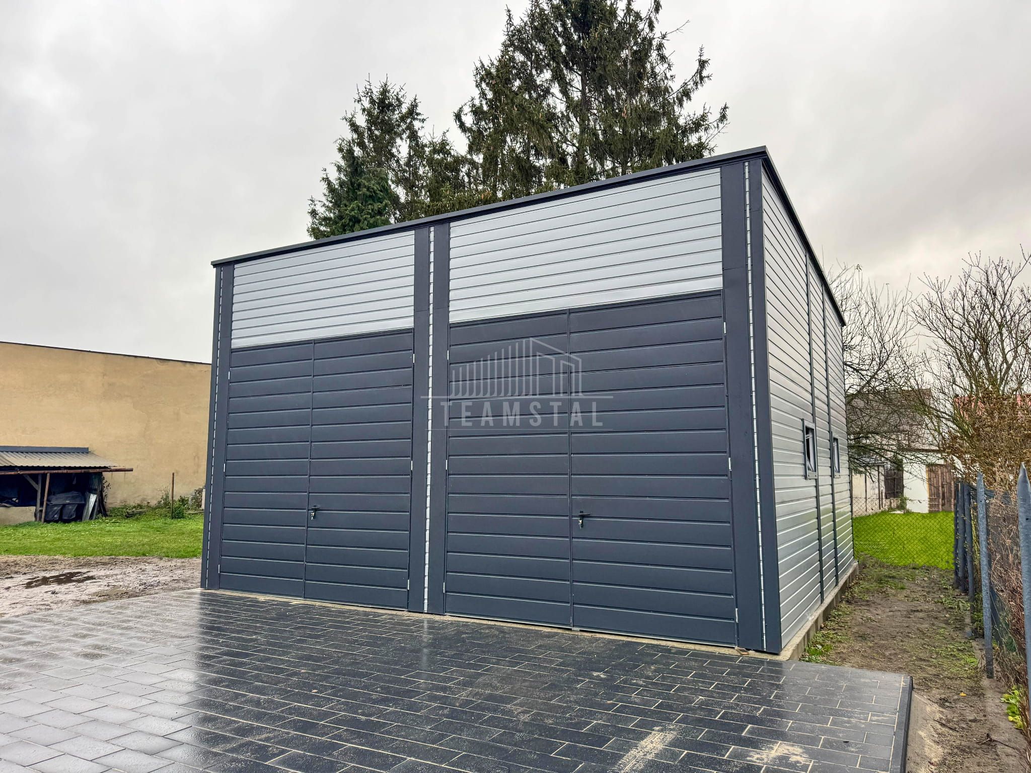 Hala blaszana Magazyn 7x8m 2x Brama 4x Okno Drzwi Rynny dach TS979