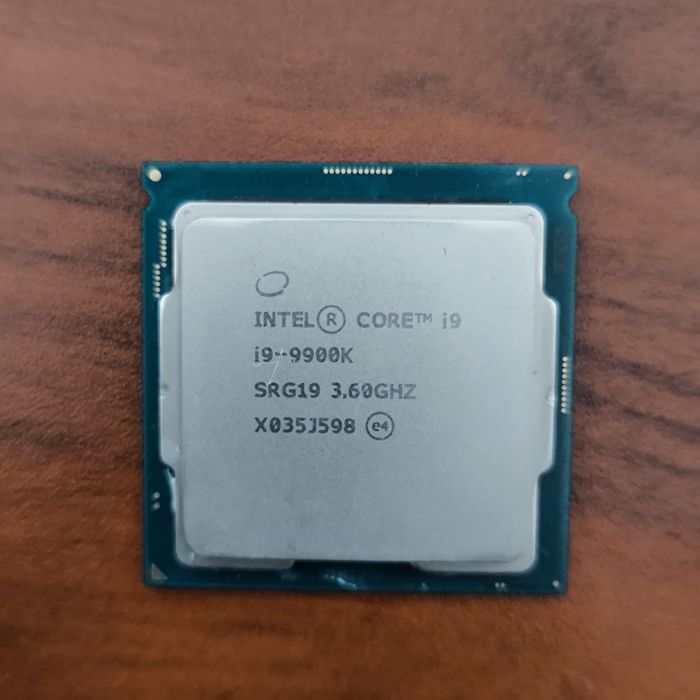 Intel i9-9900K + 32GB DDR4 (2400 + 3600MHz)