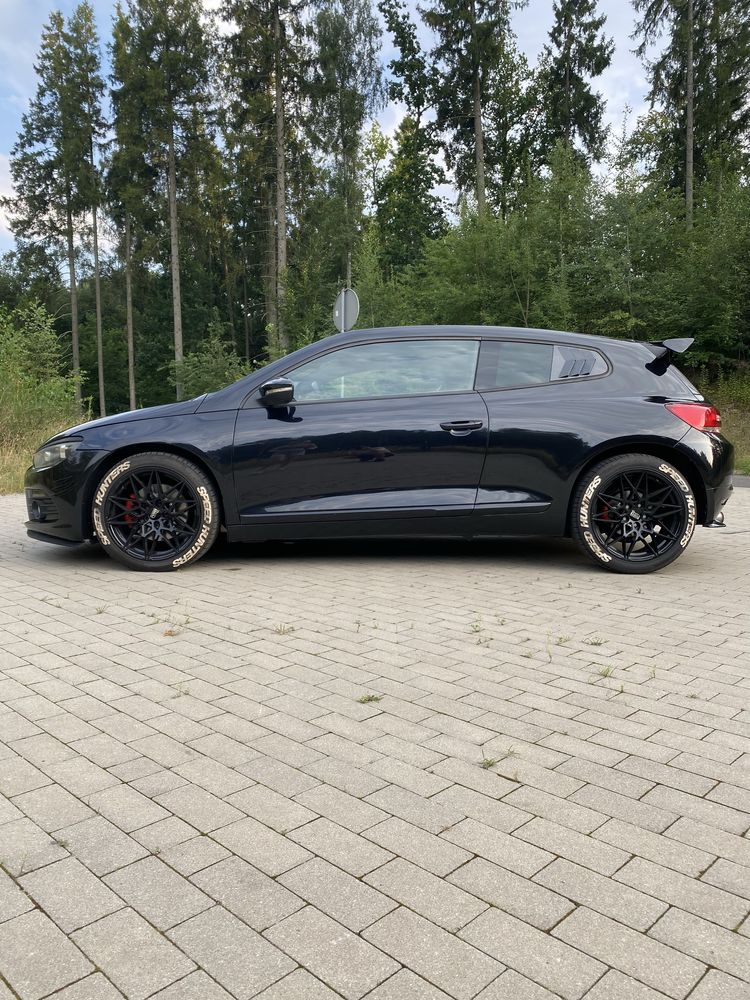 Volkswagen Scirocco 2.0 tsi 200KM DSG