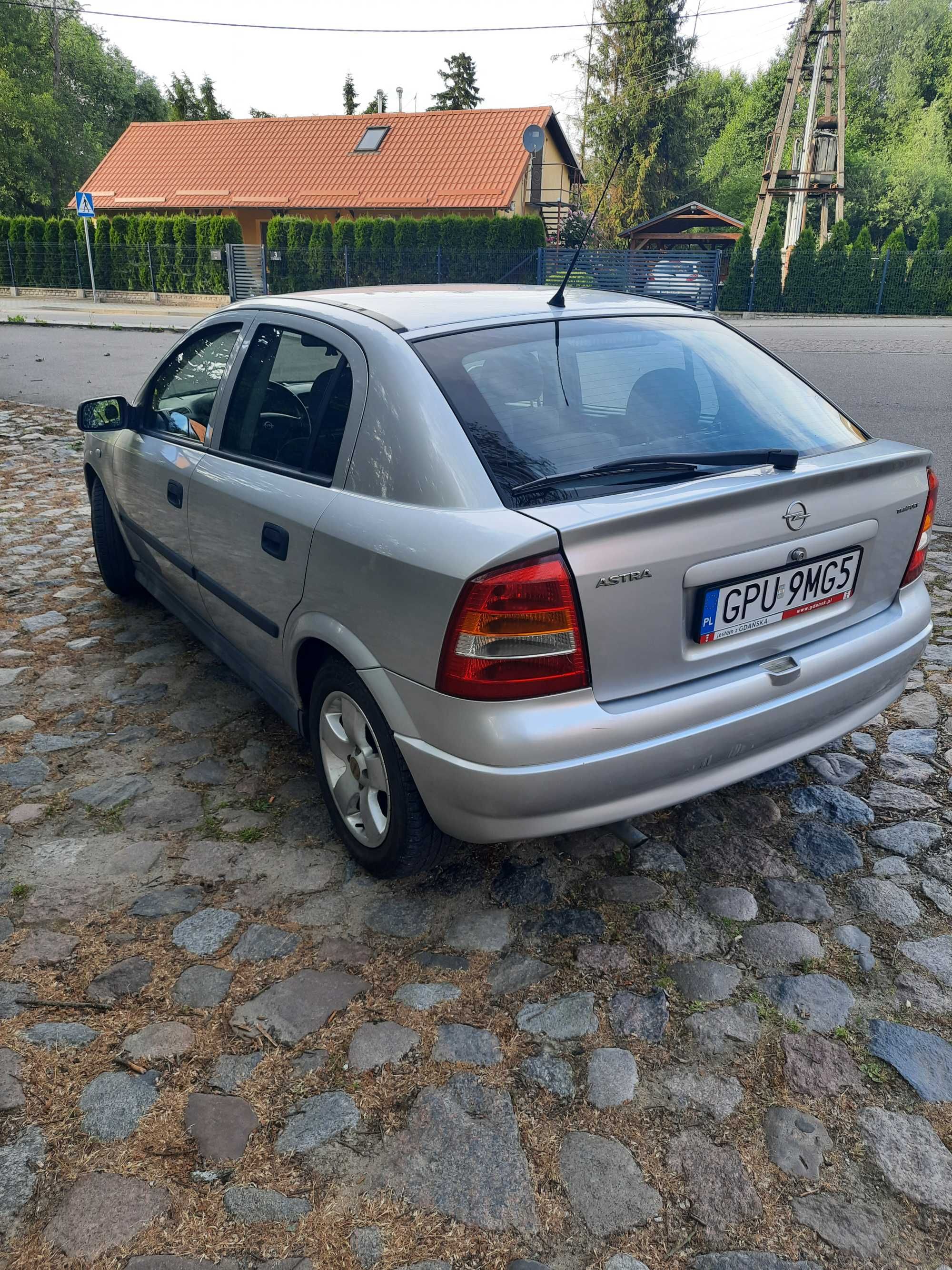 OPEL Astra II 1.6 16V 103KM , stan bdb, klima