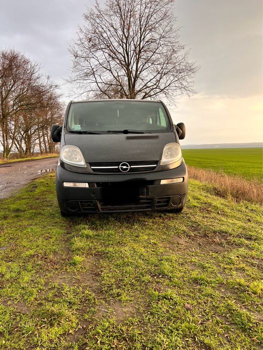 Опель віваро, Грус-Пас
