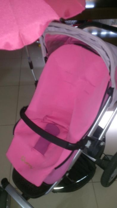 Quinny Buzz 4 dla księżniczki w limitowanej wersji roller pink