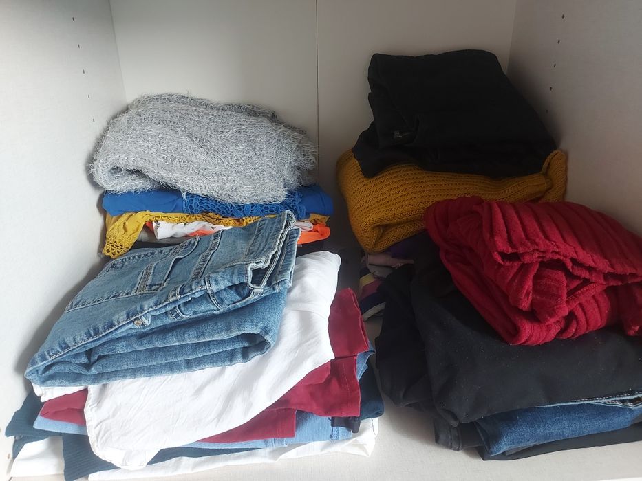 Ubrania damskie - różne rozmiary i style