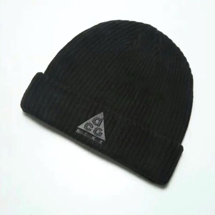 Розпродаж! Зимова шапка Nike ACG, зимня шапка найк асг, шапка найк