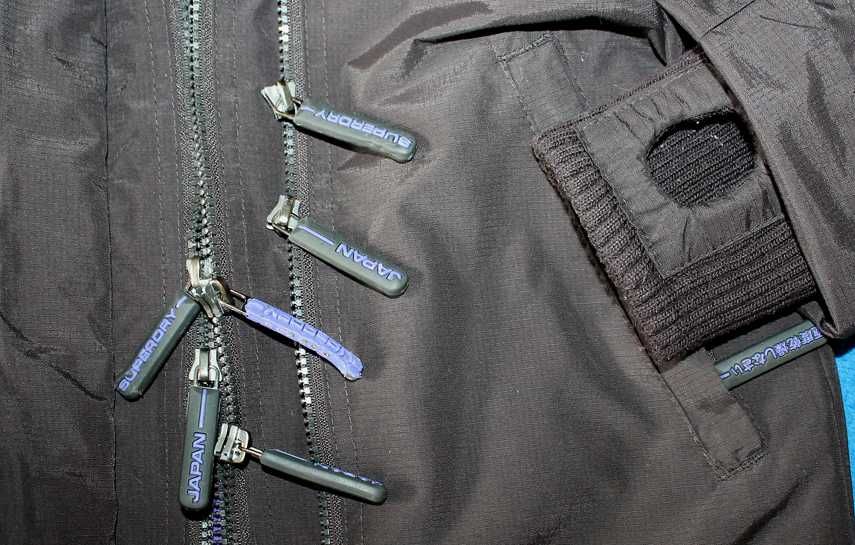 Superdry Przejściowa kurtka z kapturem roz. S