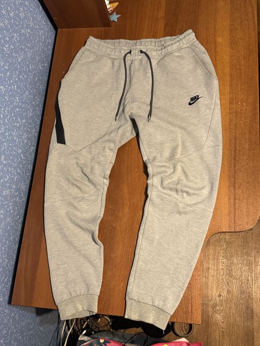 2 пары Nike Tech Fleece