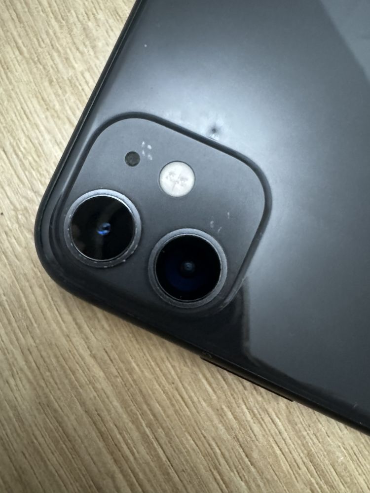 Iphone 11 czarny 71% 64GB