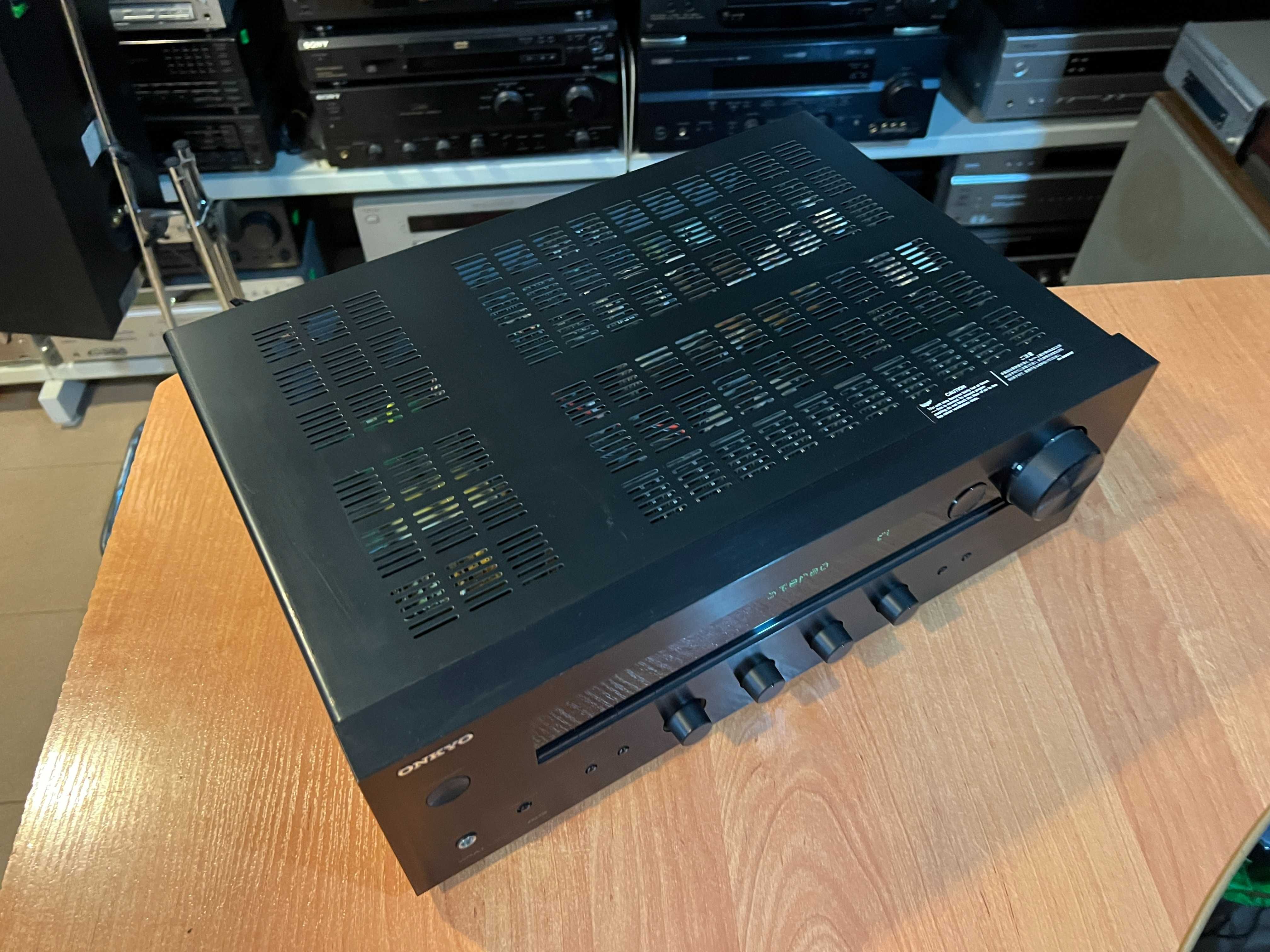 Amplituner stereo Onkyo TX-8030 Audio Room