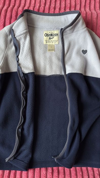 Фірмові флісові кофтинки Oshkosh  р. 5та 7