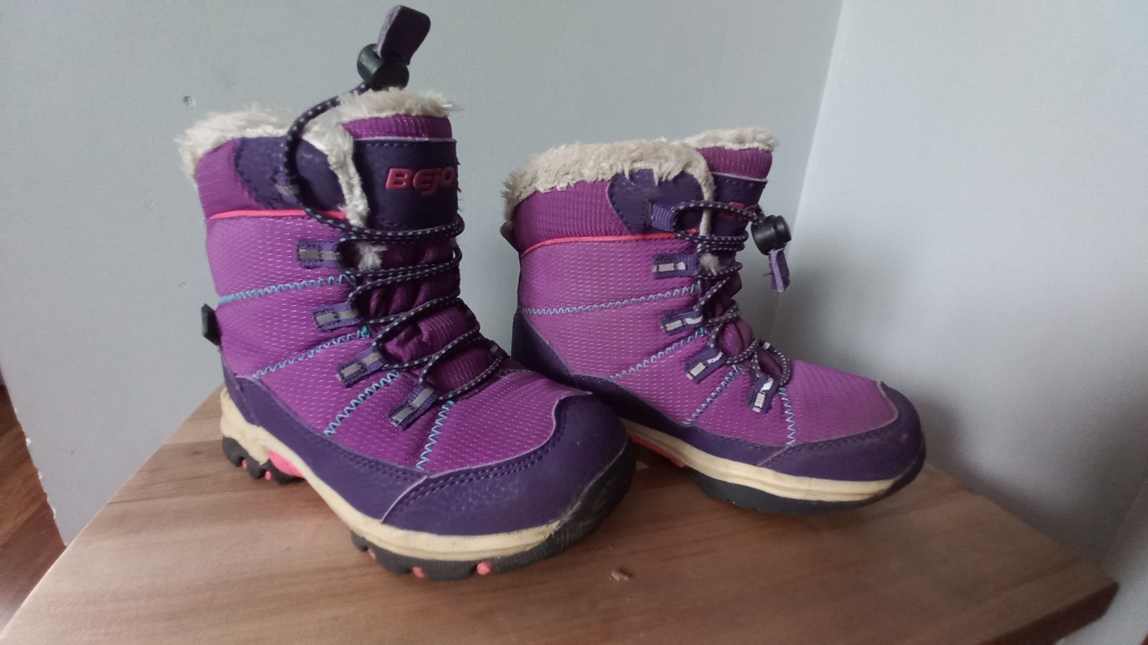 Buty zimowe Bejo dla dziewczynki rozmiar  27