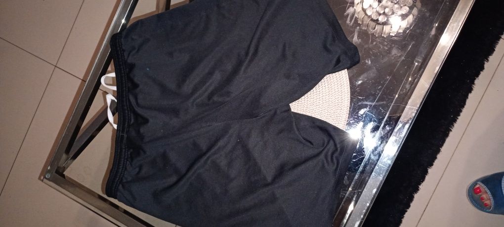 Spodenki szorty męskie jak nowe Nike rozmiar S.