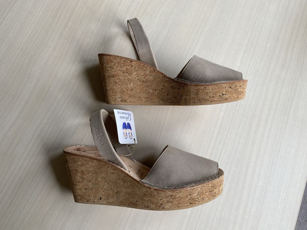 Buty na koturnie Mibo Menorca. Rozmiar 37, 100% skóra naturalna