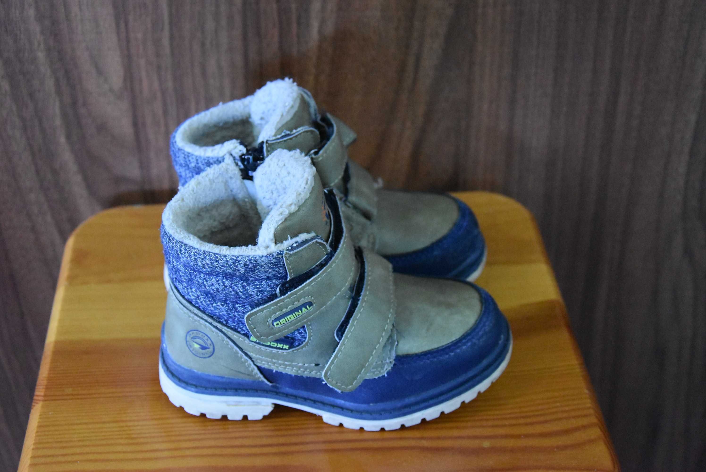 Buty chłopięce zimowe Badoxx r. 25