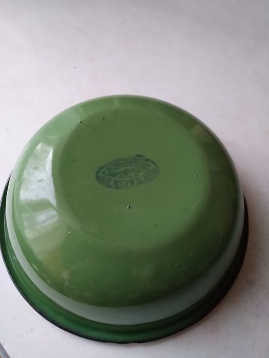 Миски эмалированные