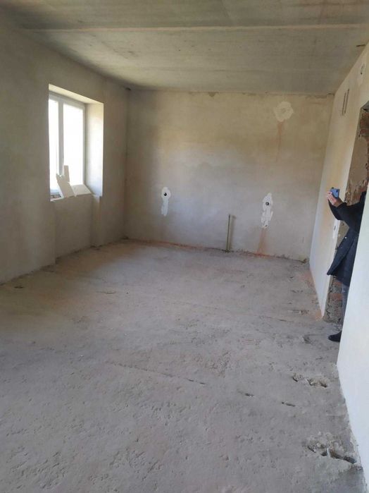 Продаж котеджу, вулиця Стуса, Зубра