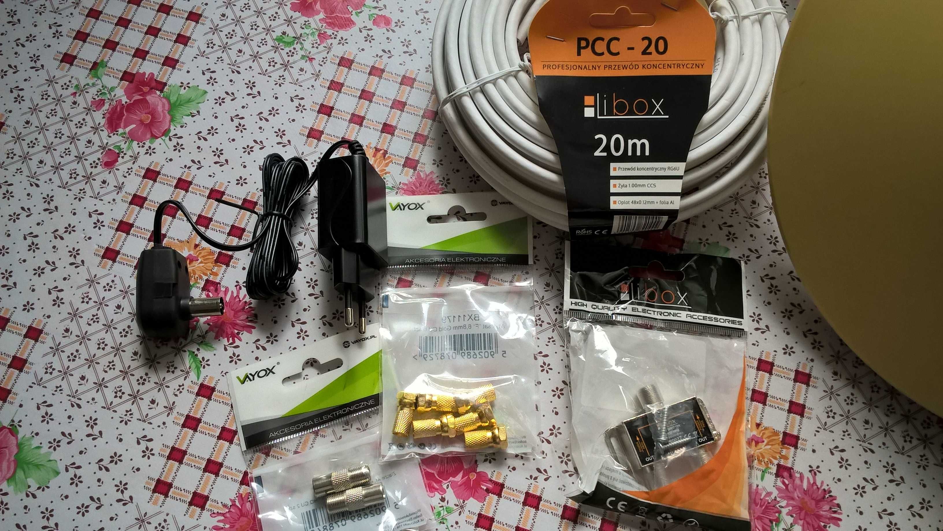 Antena TV zewnętrzna dookólna Vayox Digital 720 Combo,kamper,przyczepa