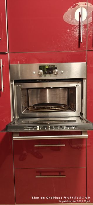 Kuchenka mikrofalowa z grillem do zabudowy Whirlpool AMW 535/IX INOX