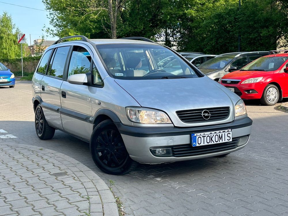 Opel Zafira 1.6 LPG 2002 rok 7 osobowy długi opłaty