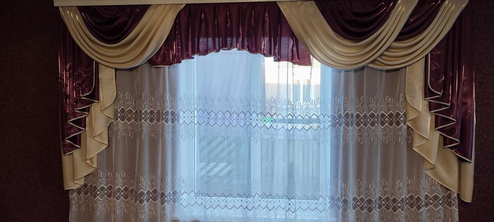 Продам лабрикени+ тюль