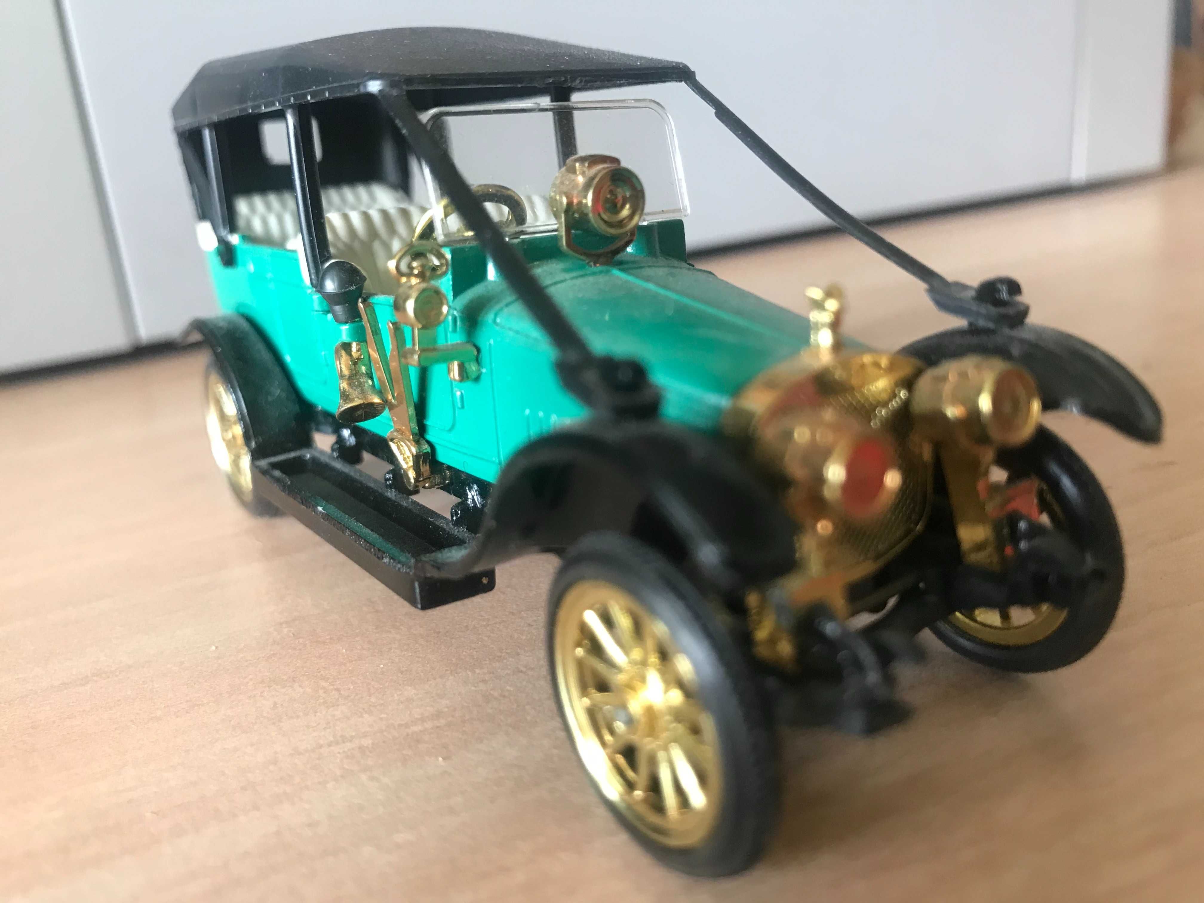 Модель машинка РУССО-БАЛТ 1:43 коллекционная ТУ1986