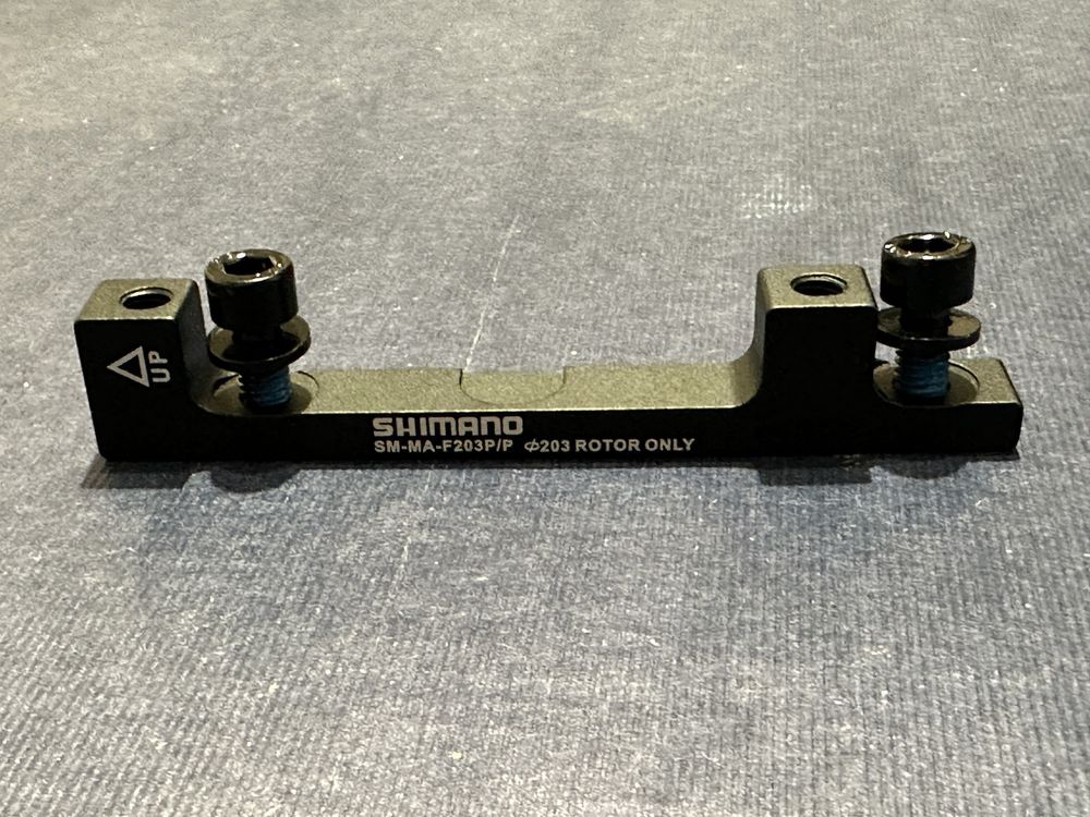 Adapter hamulca tarczowego SHIMANO SM-MA-F203P/P