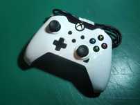 PDP Kontroler przewodowy Xbox PC Pad Biały Gładki