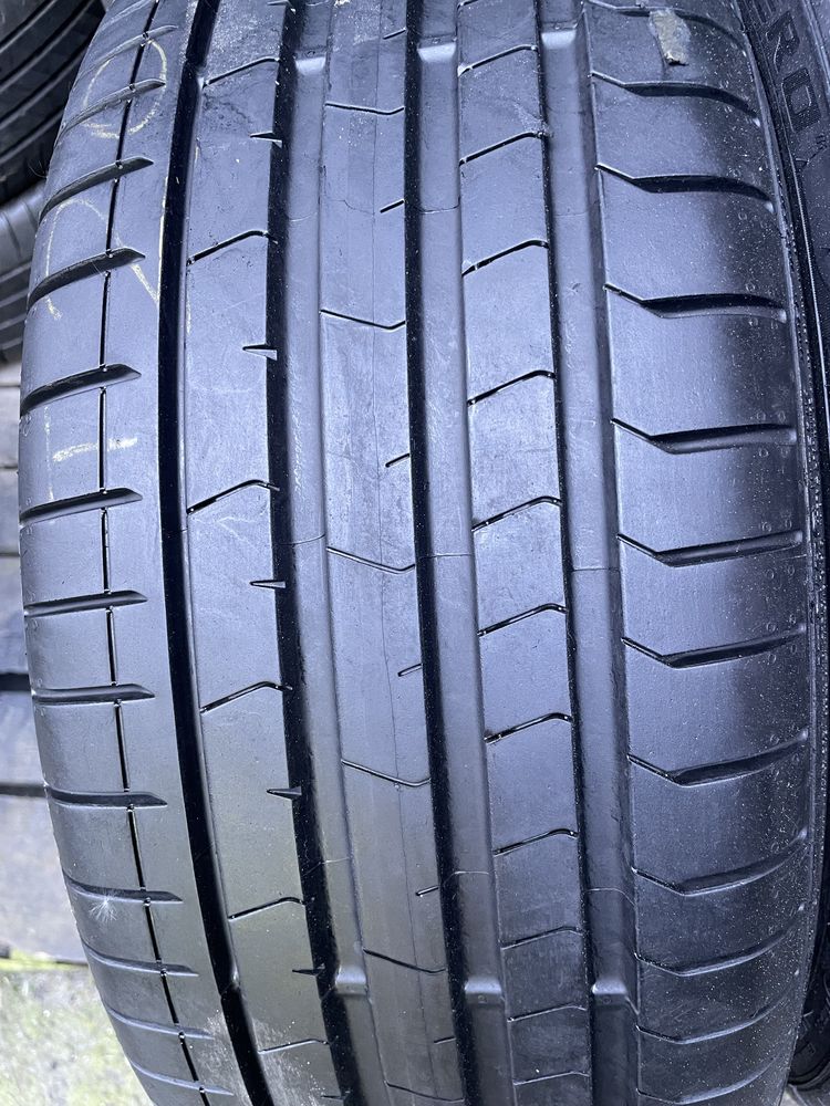 245/35 R20 Pirelli PZ-4 RSC