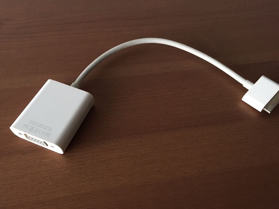 Cabo Apple Adapator VGA - 30Pin Para Ipods - Iphones - Ipads Antigos