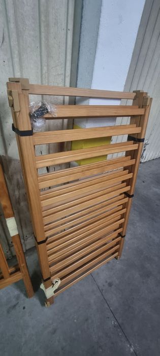 Cama de bebé  com colchão