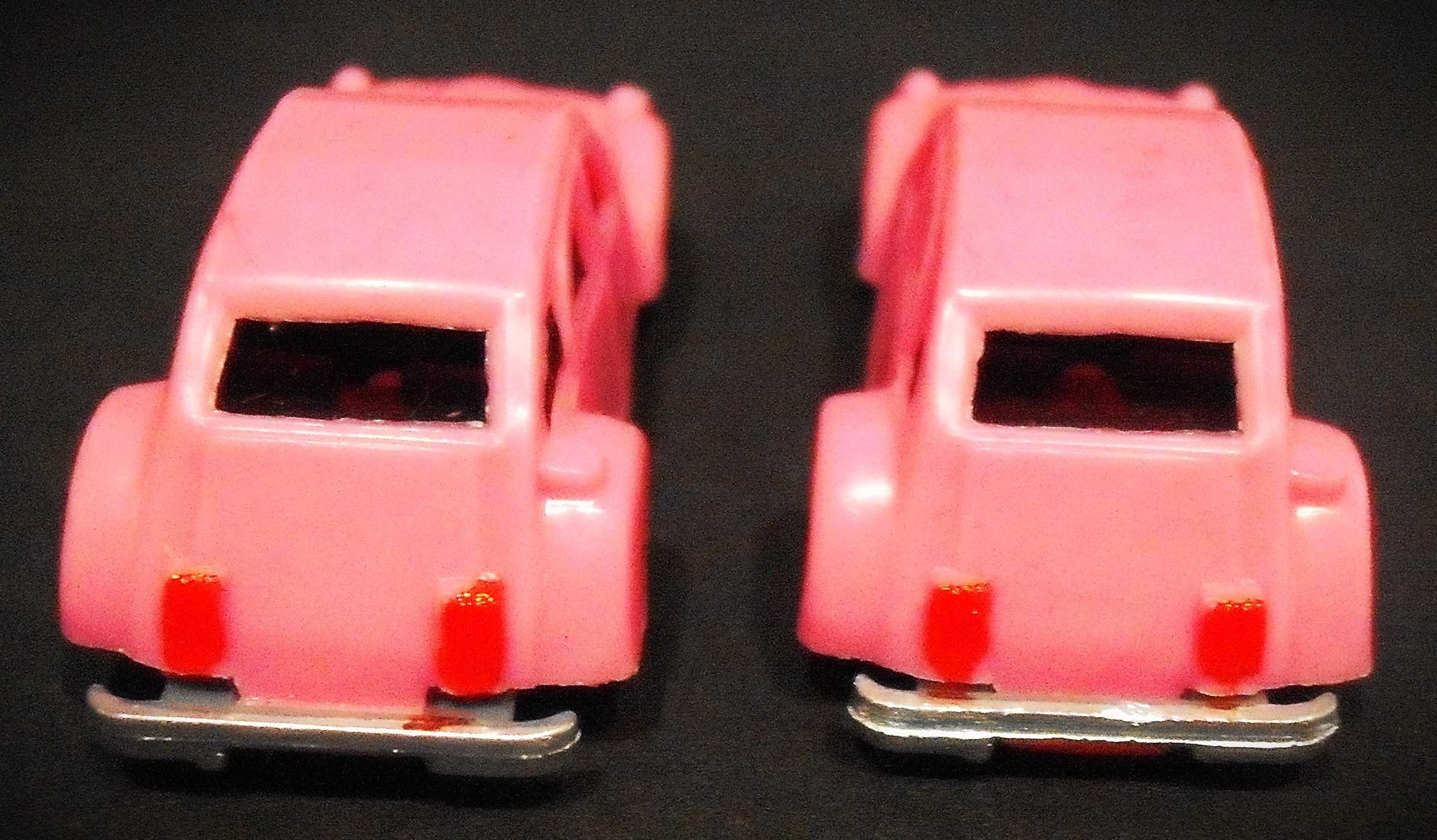 2 x Citroen 2 CV escala HO em plástico