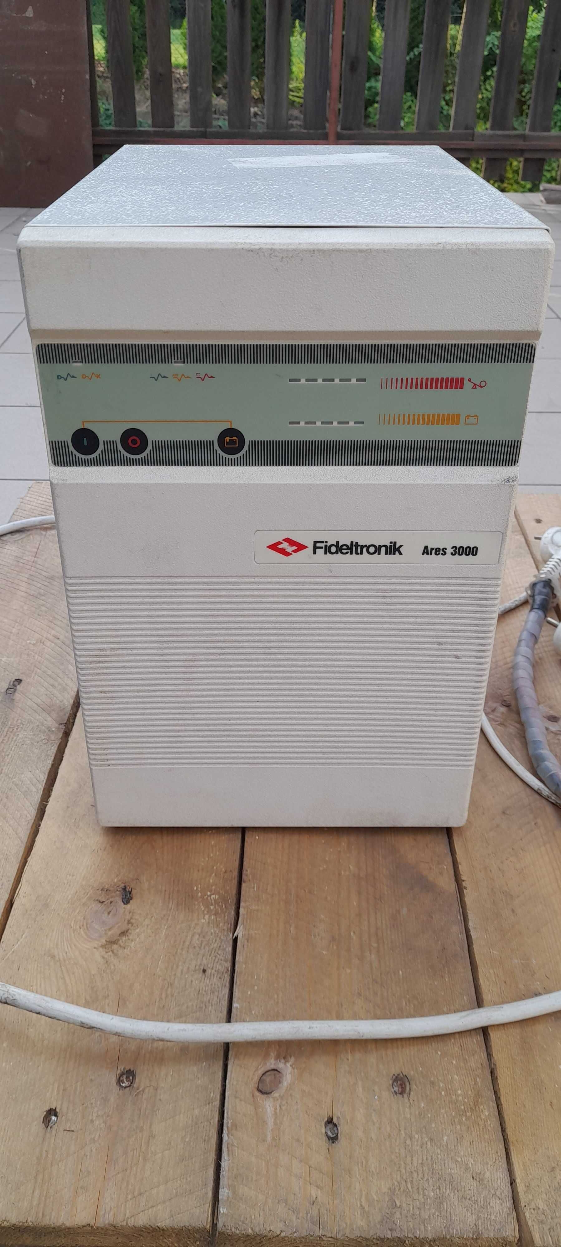 UPS ARES 3000 + moduł baterii MB 4821 Fideltronik