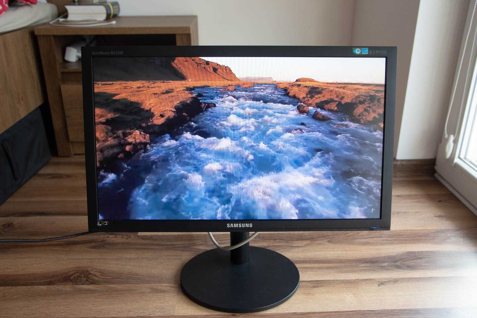 Samsung BX2340 monitor z funkcją PIVOT