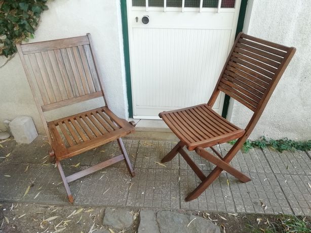 Cadeiras madeira  jardim