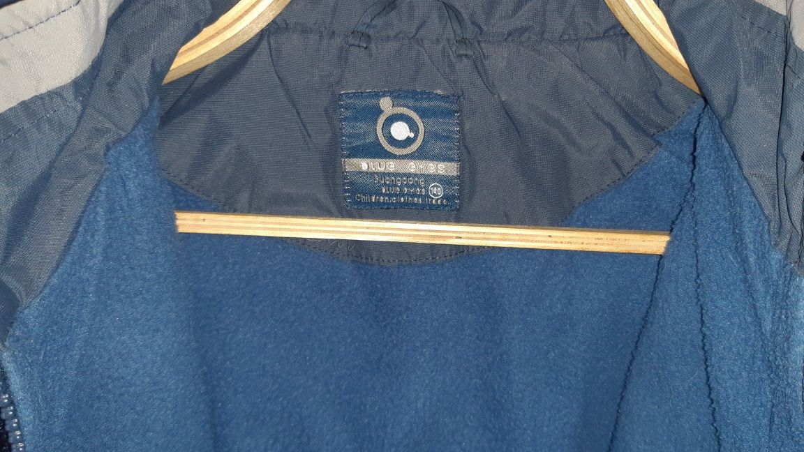 Куртка осіння 140р.