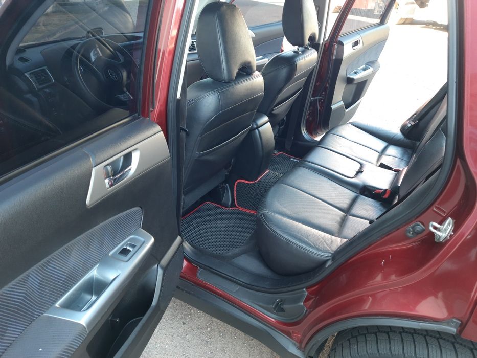 Subaru Forester 2.5 2008 року