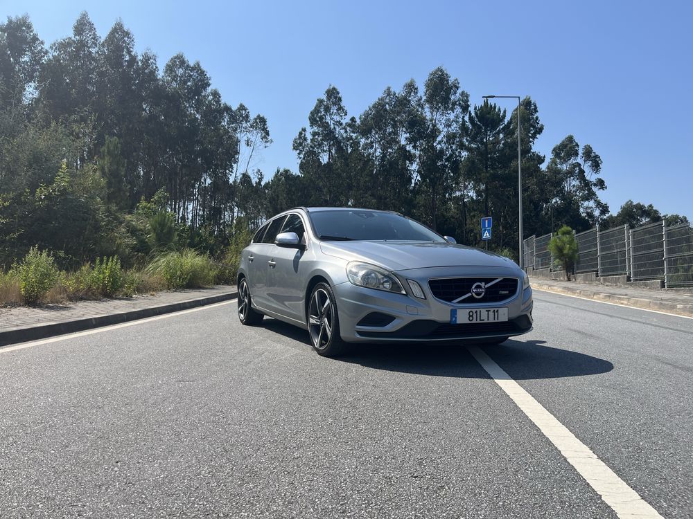 Volvo V60 D3 R-Design