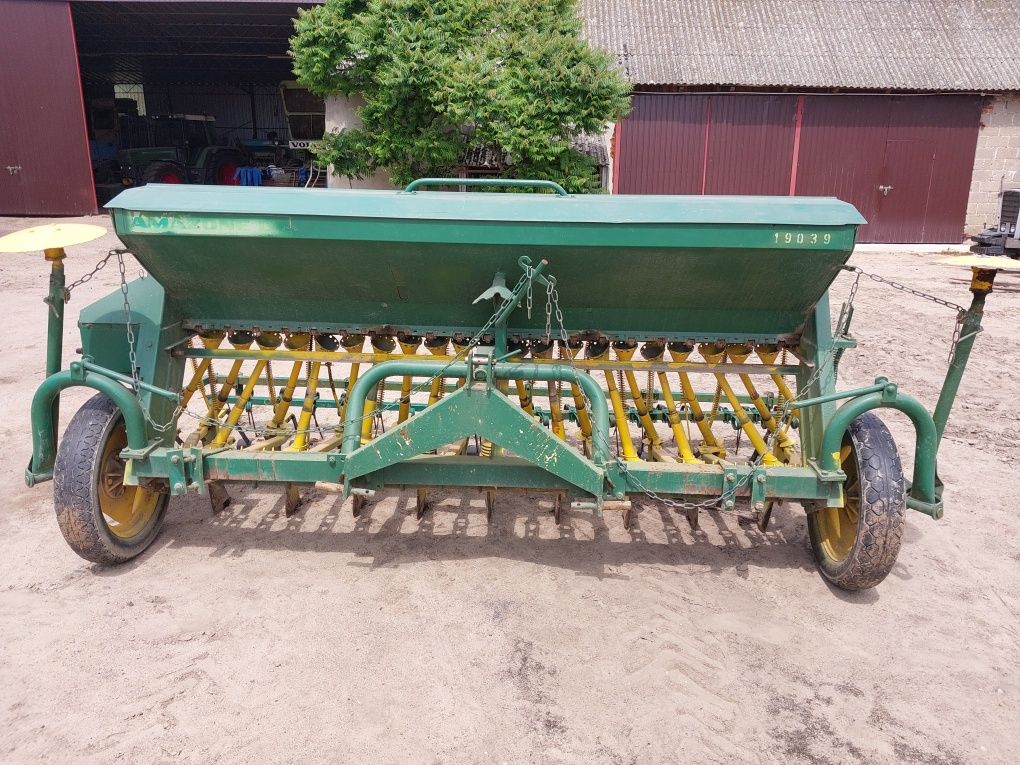 Sprzedam siewnik Amazone D4
